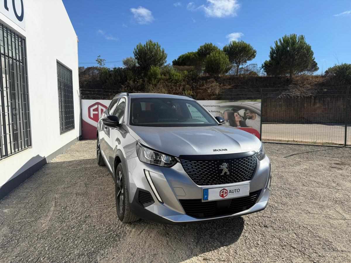 peugeot-2008-2023-gasolina-1199cc
