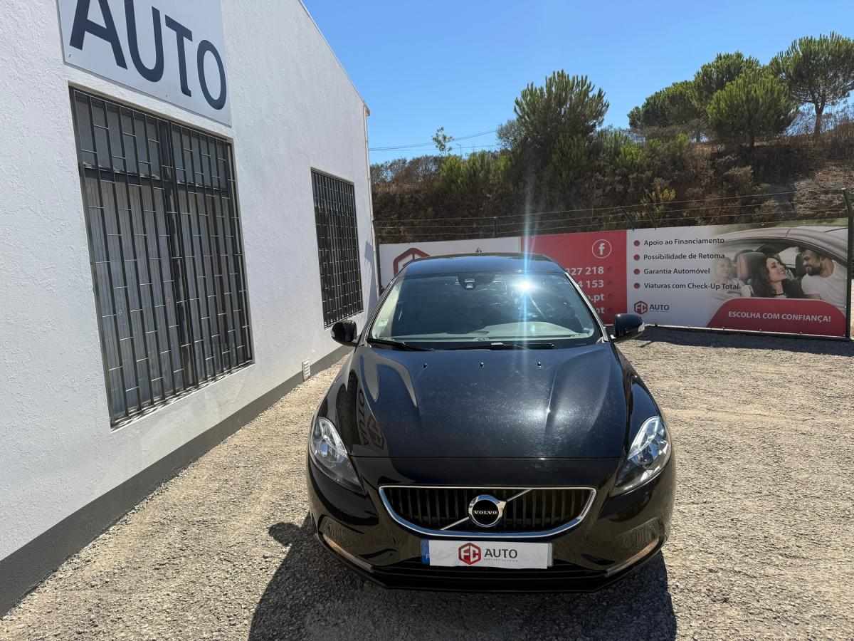 volvo-v40-2018-diesel-1969cc