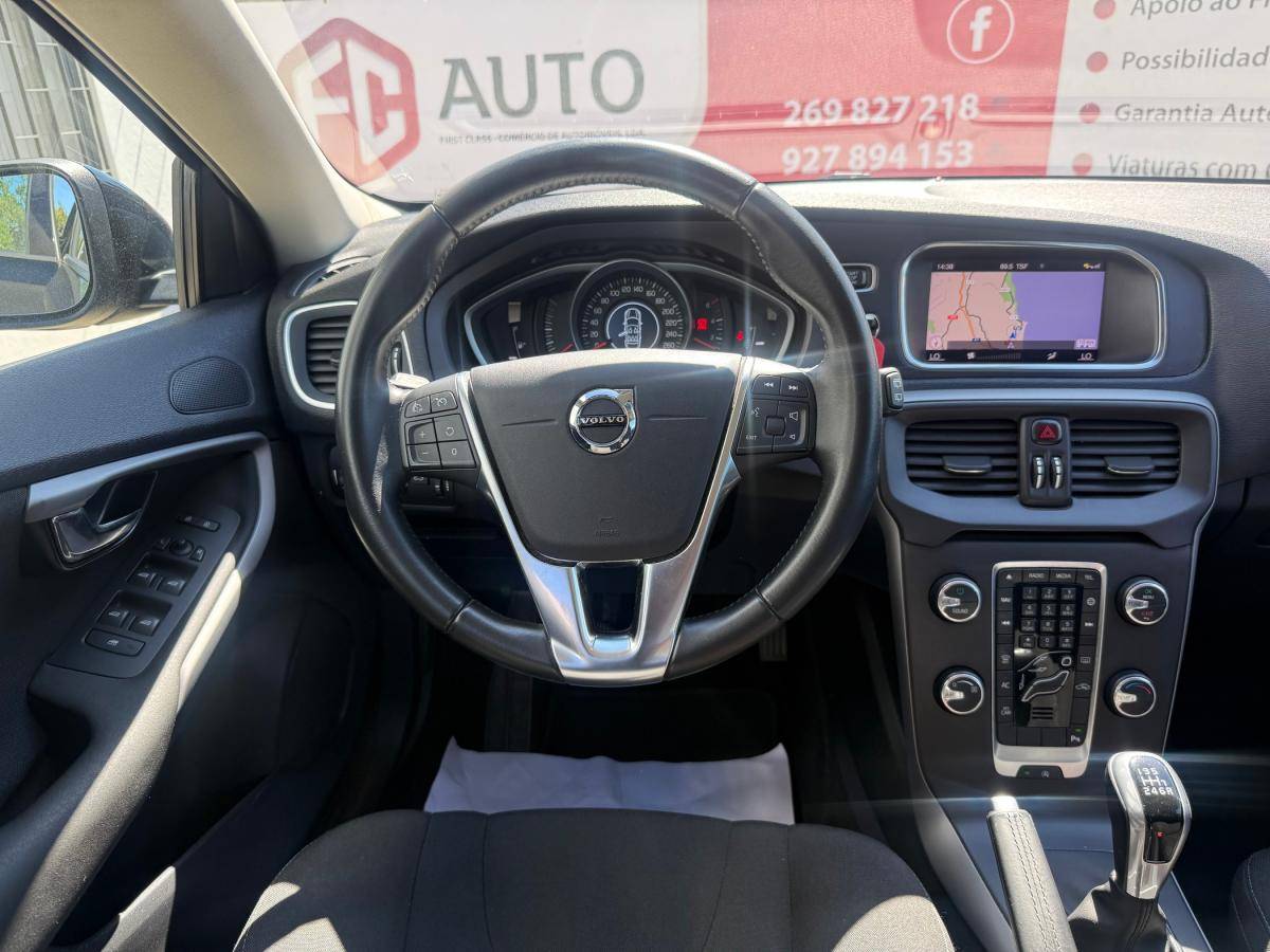 volvo-v40-2018-diesel-1969cc