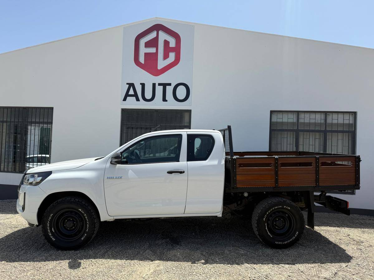 toyota-hilux-2022-diesel-2393cc