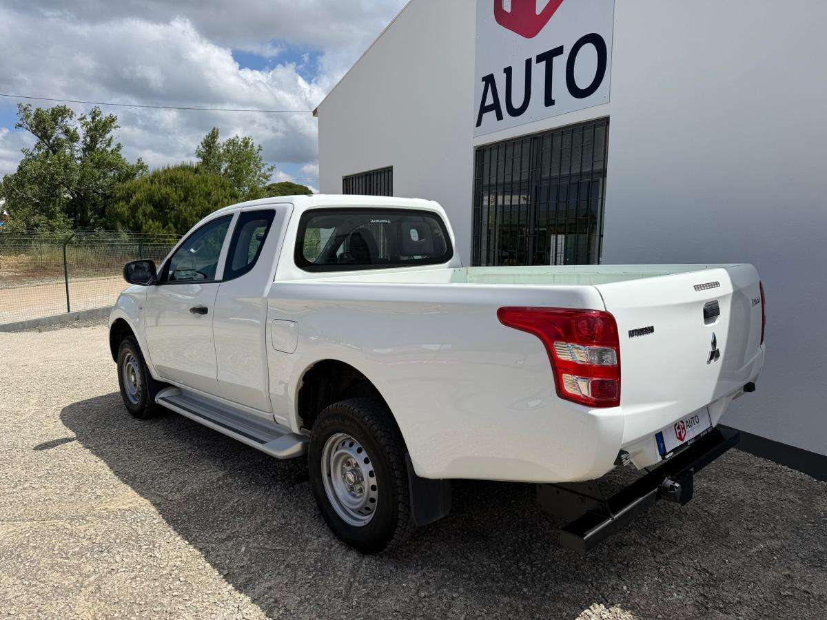 mitsubishi-l200-2019-diesel-2442cc