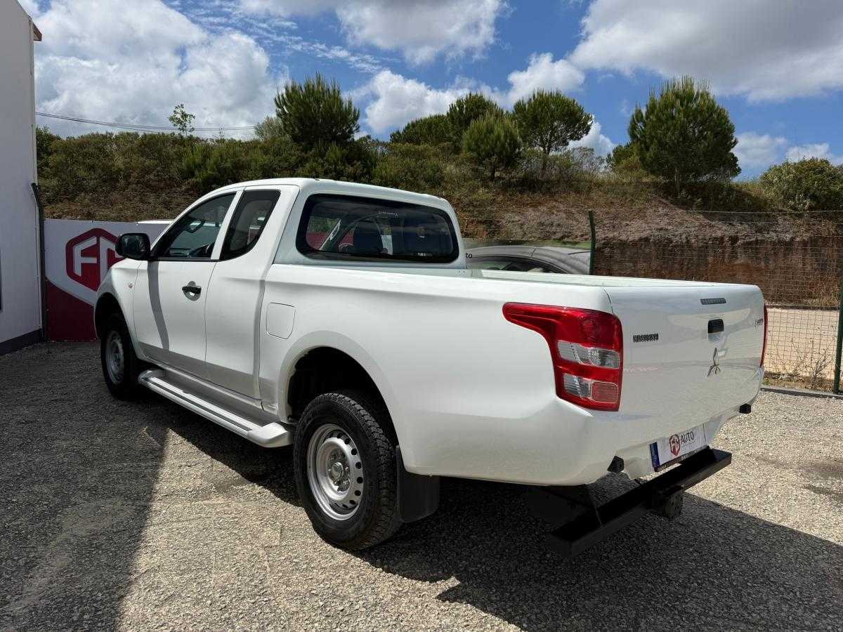 mitsubishi-l200-2019-diesel-2442cc