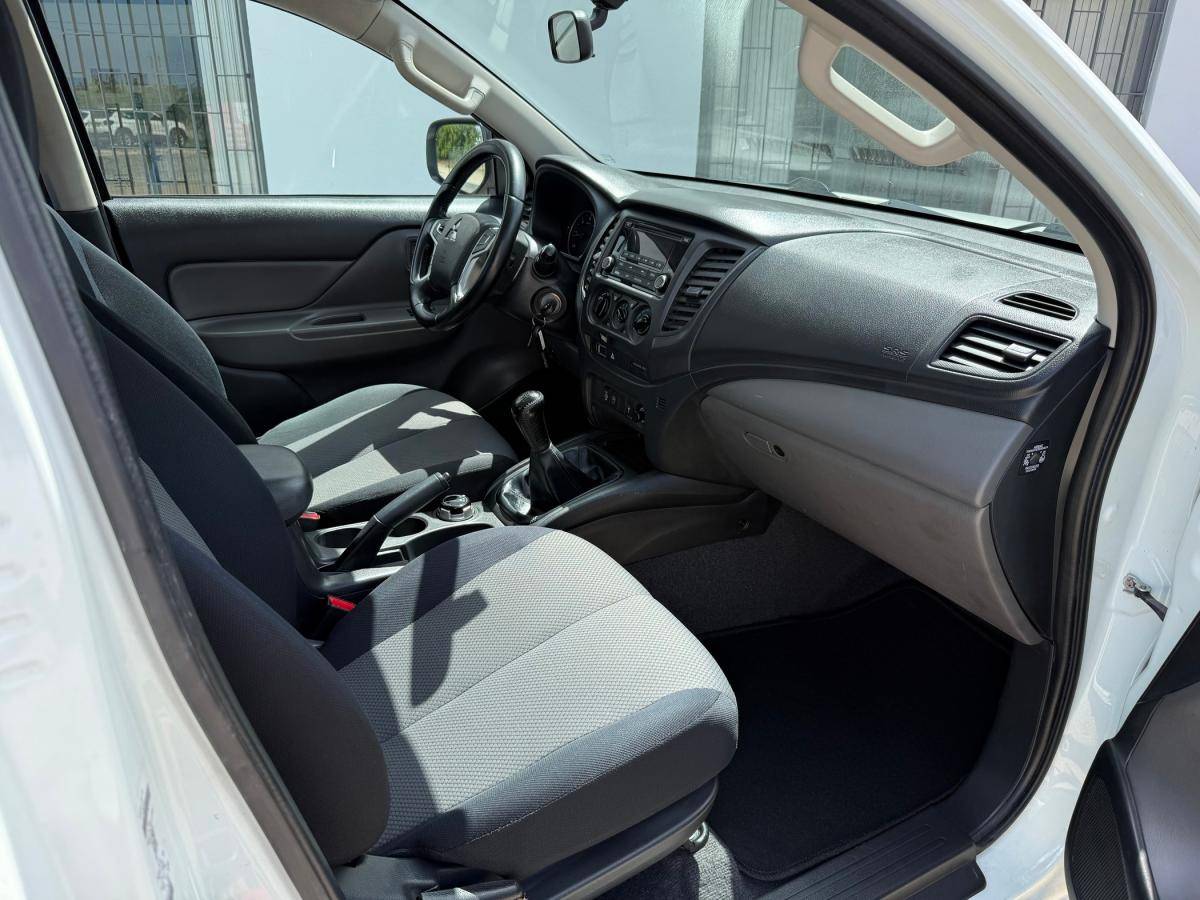 mitsubishi-l200-2019-diesel-2442cc
