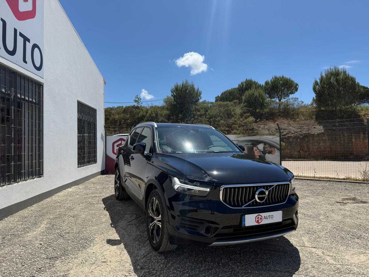 volvo-xc40-2022-hibrido-a-gasolina-1477cc