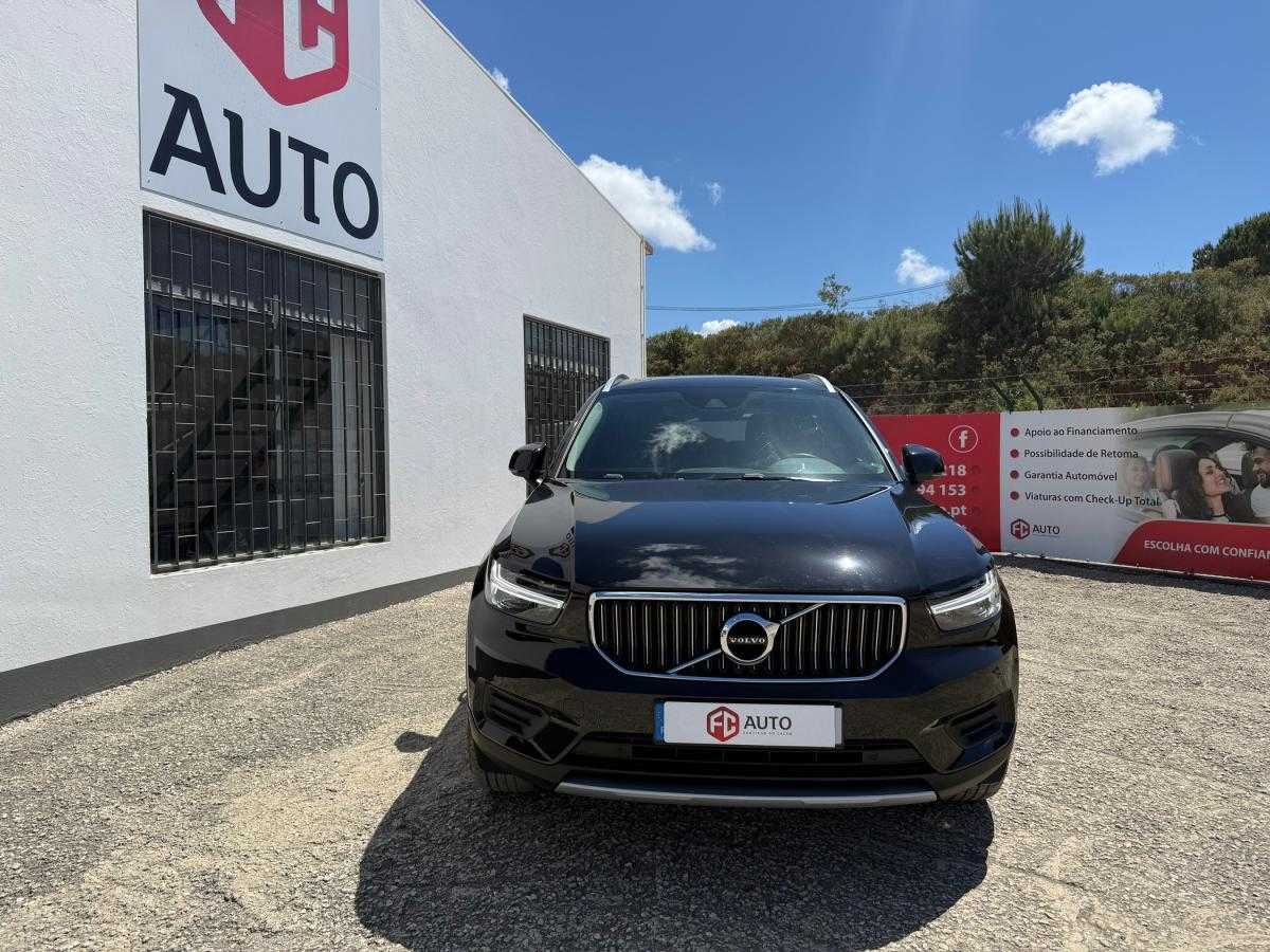 volvo-xc40-2022-hibrido-a-gasolina-1477cc