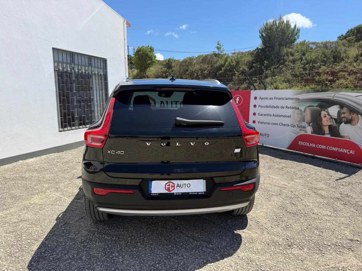 volvo-xc40-2022-hibrido-a-gasolina-1477cc