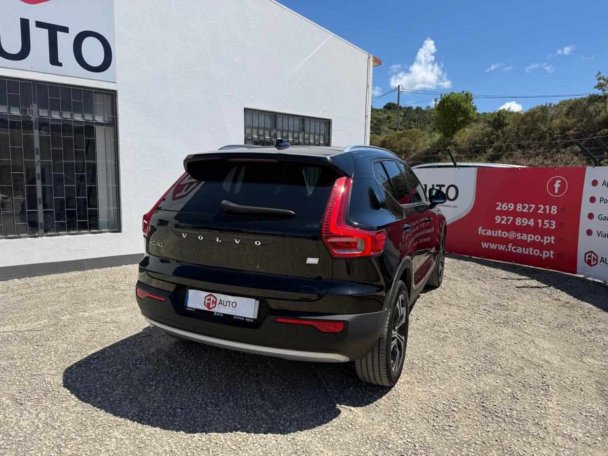 volvo-xc40-2022-hibrido-a-gasolina-1477cc