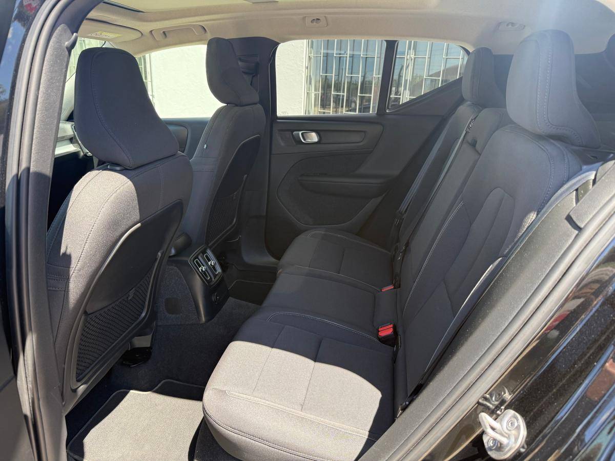 volvo-xc40-2022-hibrido-a-gasolina-1477cc