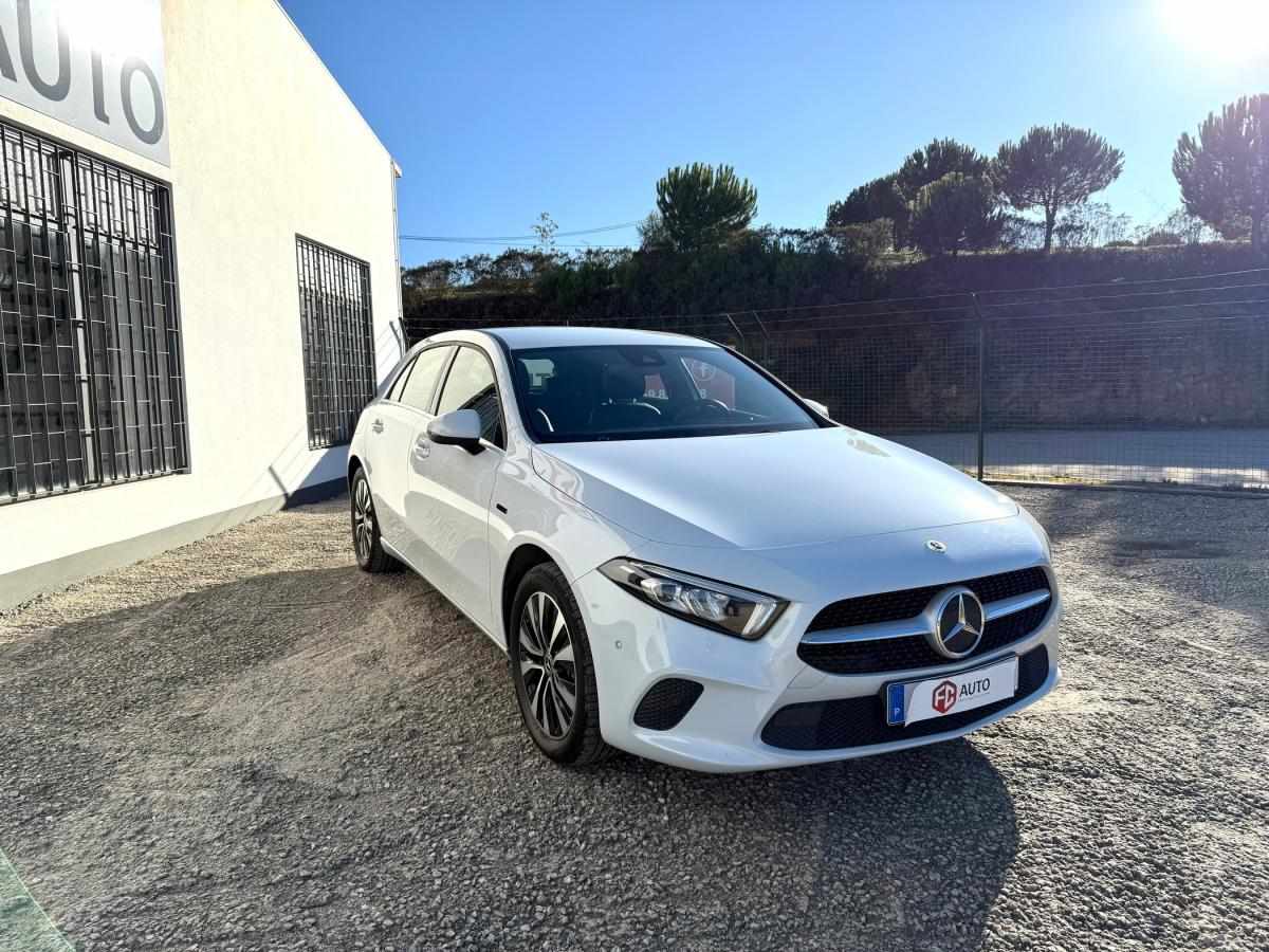 mercedes-benz-classe-a-2021-hibrido-a-gasolina-1332cc