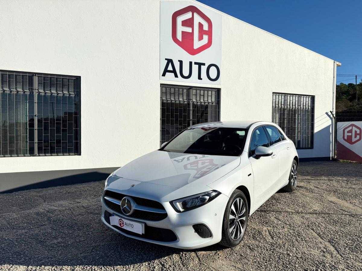 mercedes-benz-classe-a-2021-hibrido-a-gasolina-1332cc