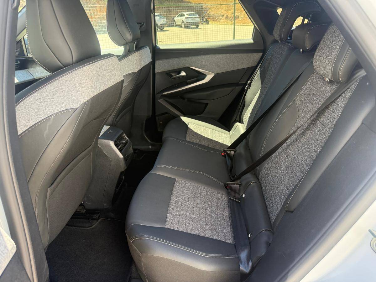 peugeot-3008-2025-gasolina-1199cc