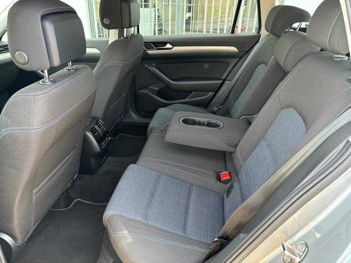 volkswagen-passat-variant-2020-hibrido-a-gasolina-1395cc