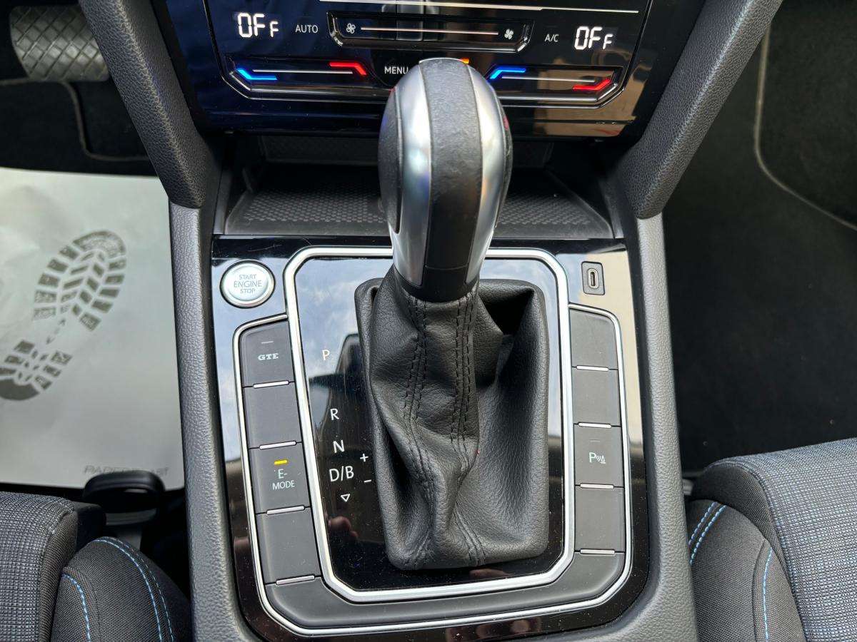 volkswagen-passat-variant-2020-hibrido-a-gasolina-1395cc
