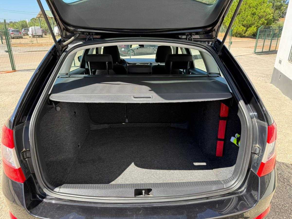 skoda-octavia-break-2014-diesel-1598cc