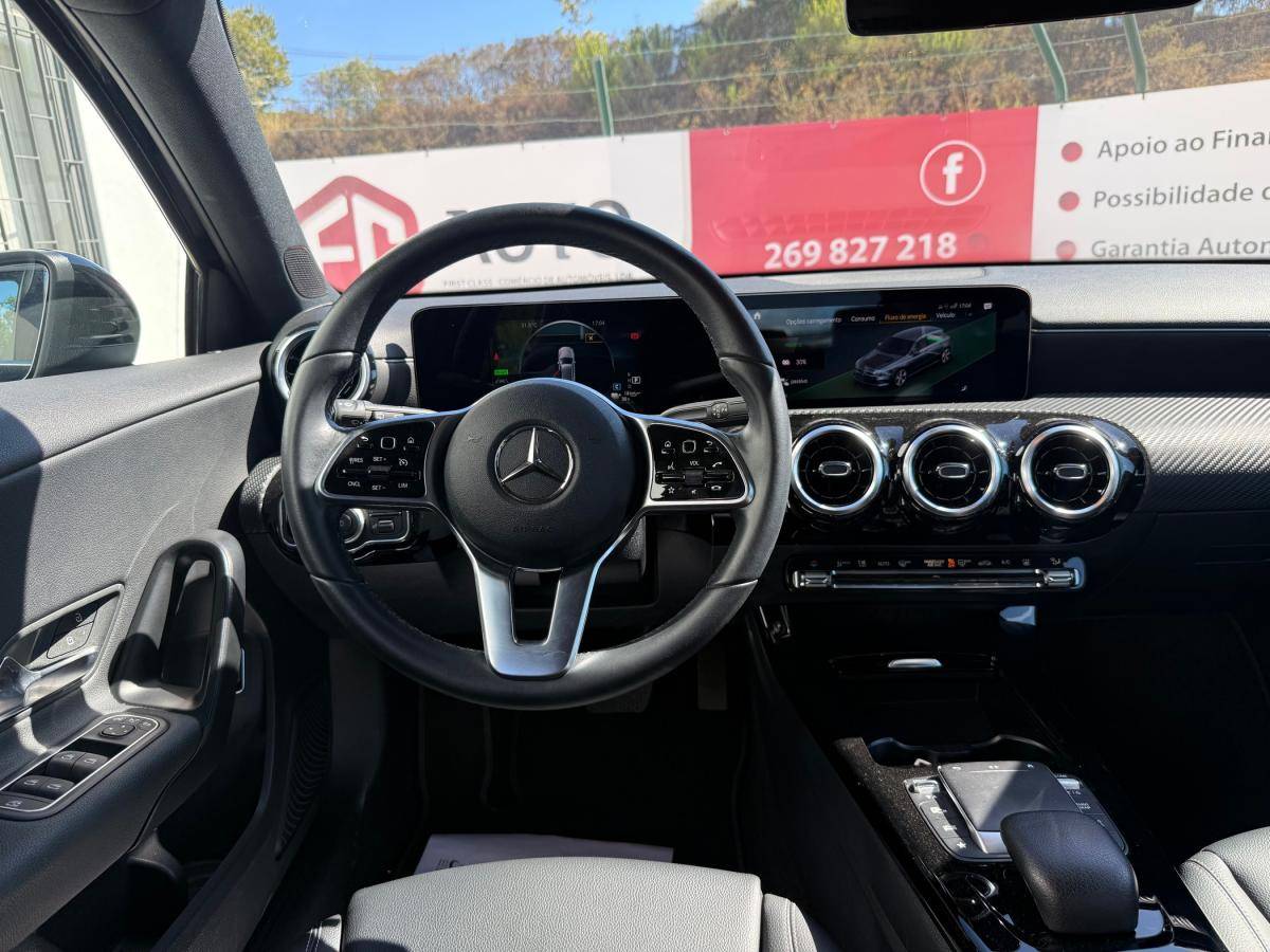 mercedes-benz-classe-a-2022-hibrido-a-gasolina-1332cc