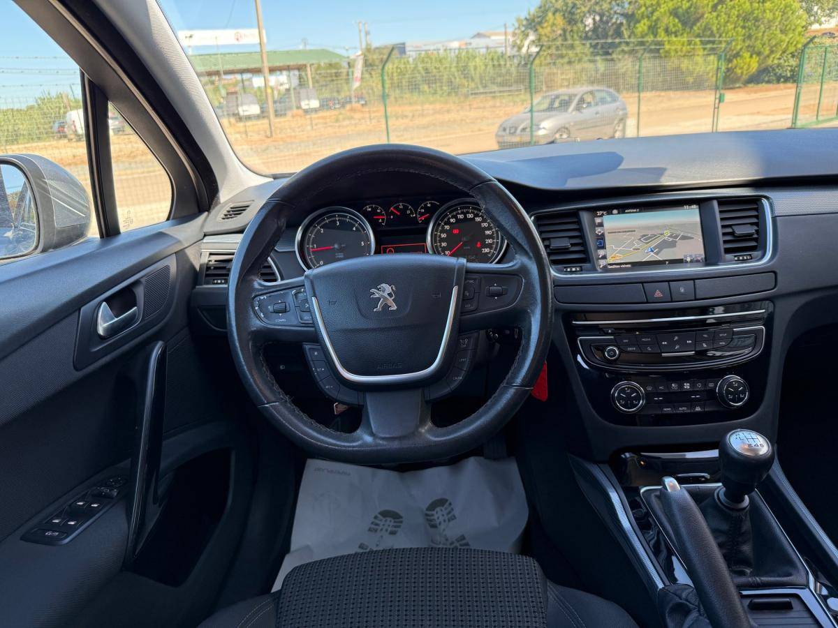 peugeot-508-sw-2015-diesel-1560cc