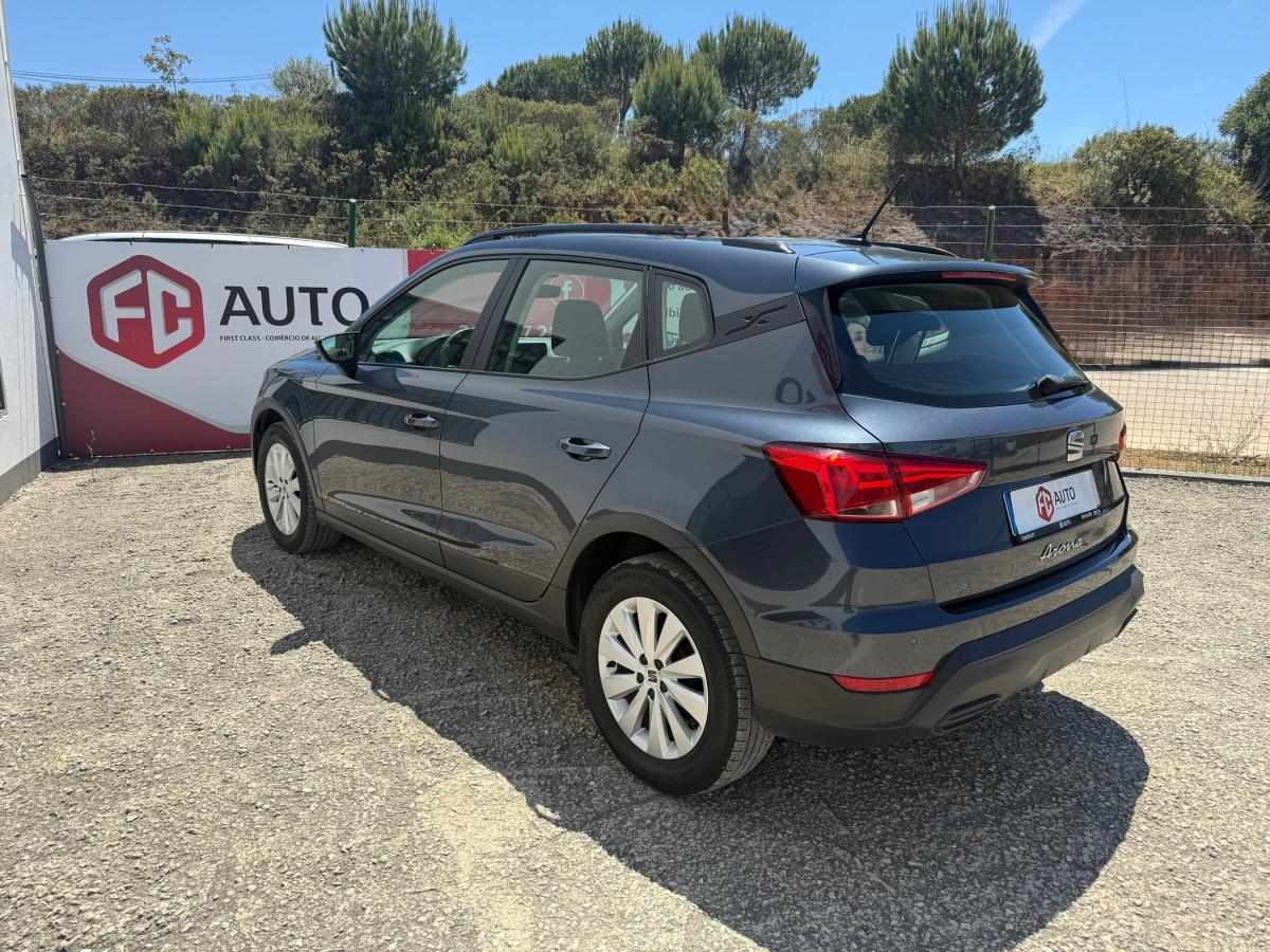 seat-arona-2023-gasolina-999cc