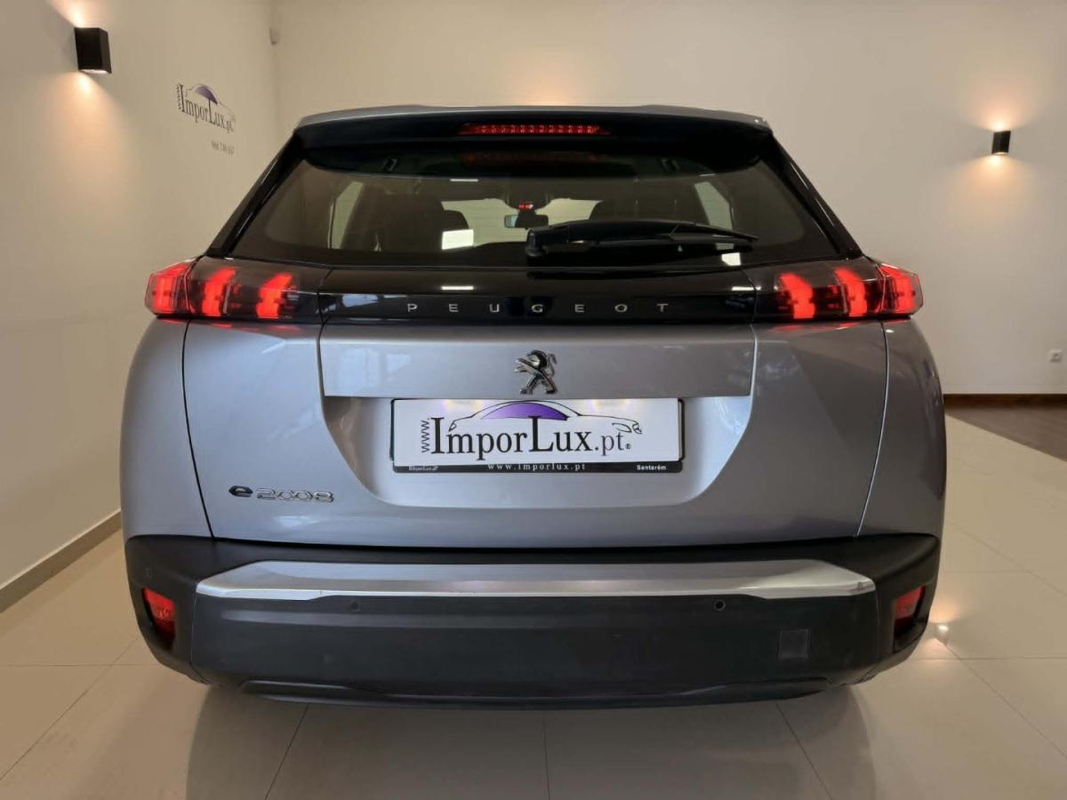 peugeot-e-2008-2020-eletrico-0cc