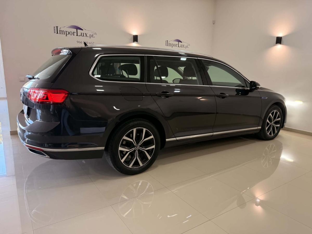 volkswagen-passat-variant-2022-hibrido-1395cc