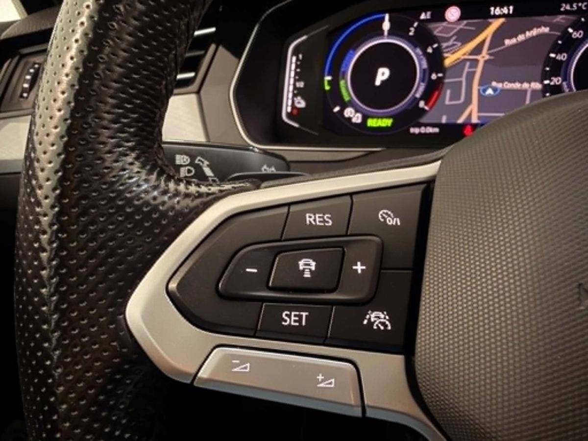 volkswagen-passat-variant-2022-hibrido-1395cc