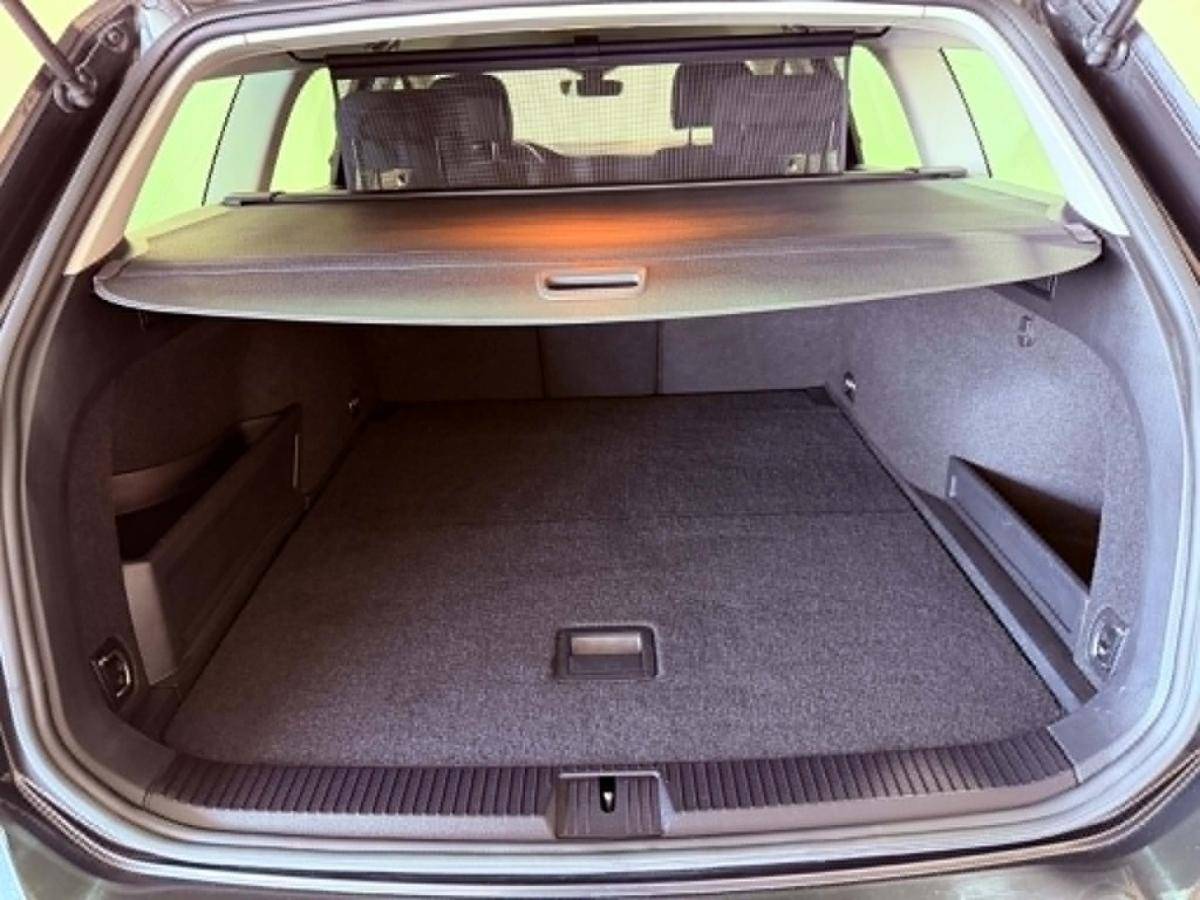 volkswagen-passat-variant-2022-hibrido-1395cc