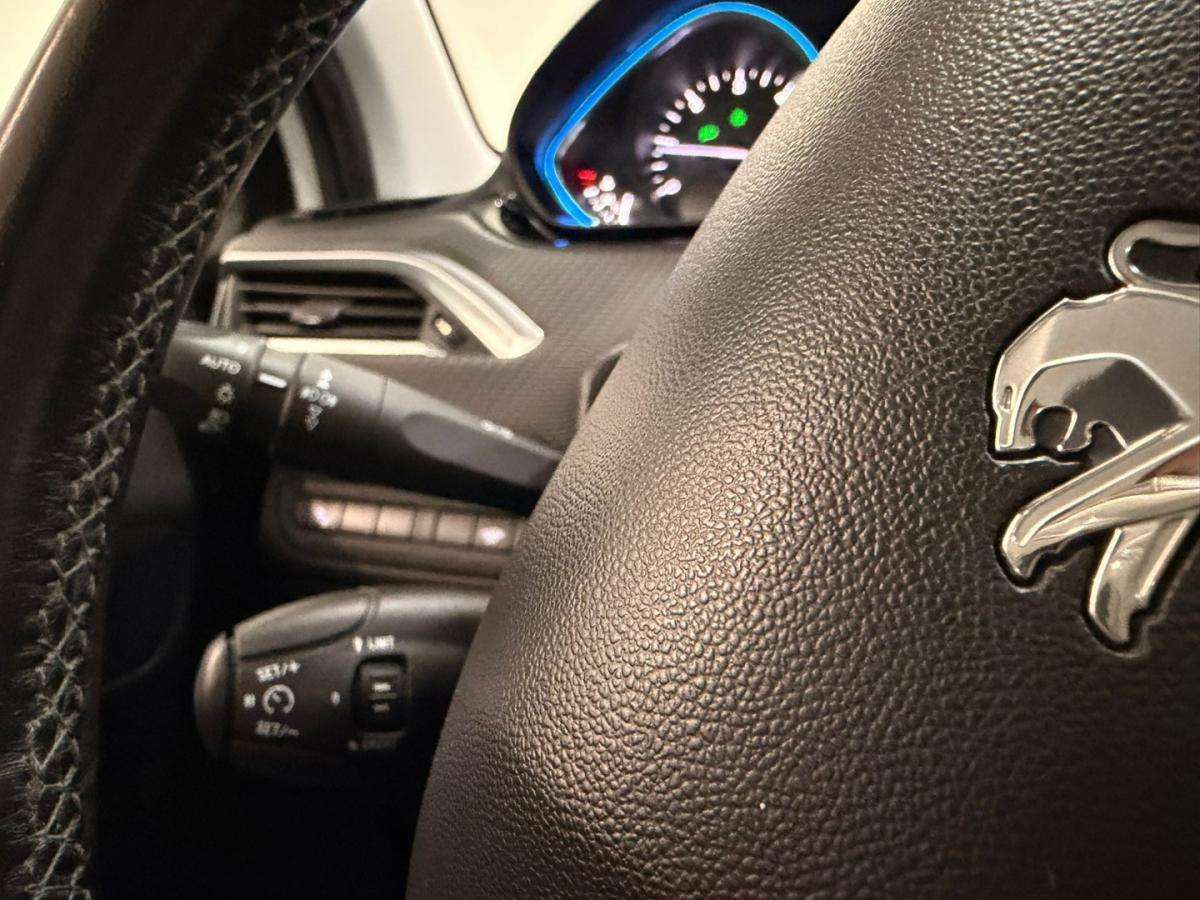 peugeot-2008-2018-diesel-1560cc
