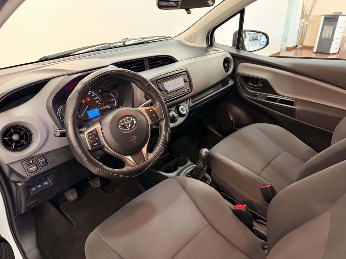 toyota-yaris-2019-gasolina-1000cc