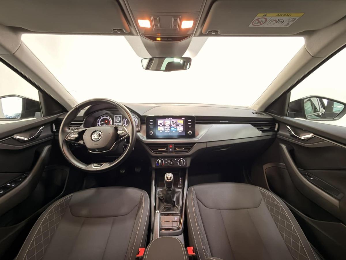 skoda-kamiq-2023-gasolina-999cc