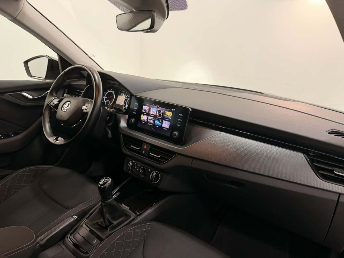 skoda-kamiq-2023-gasolina-999cc