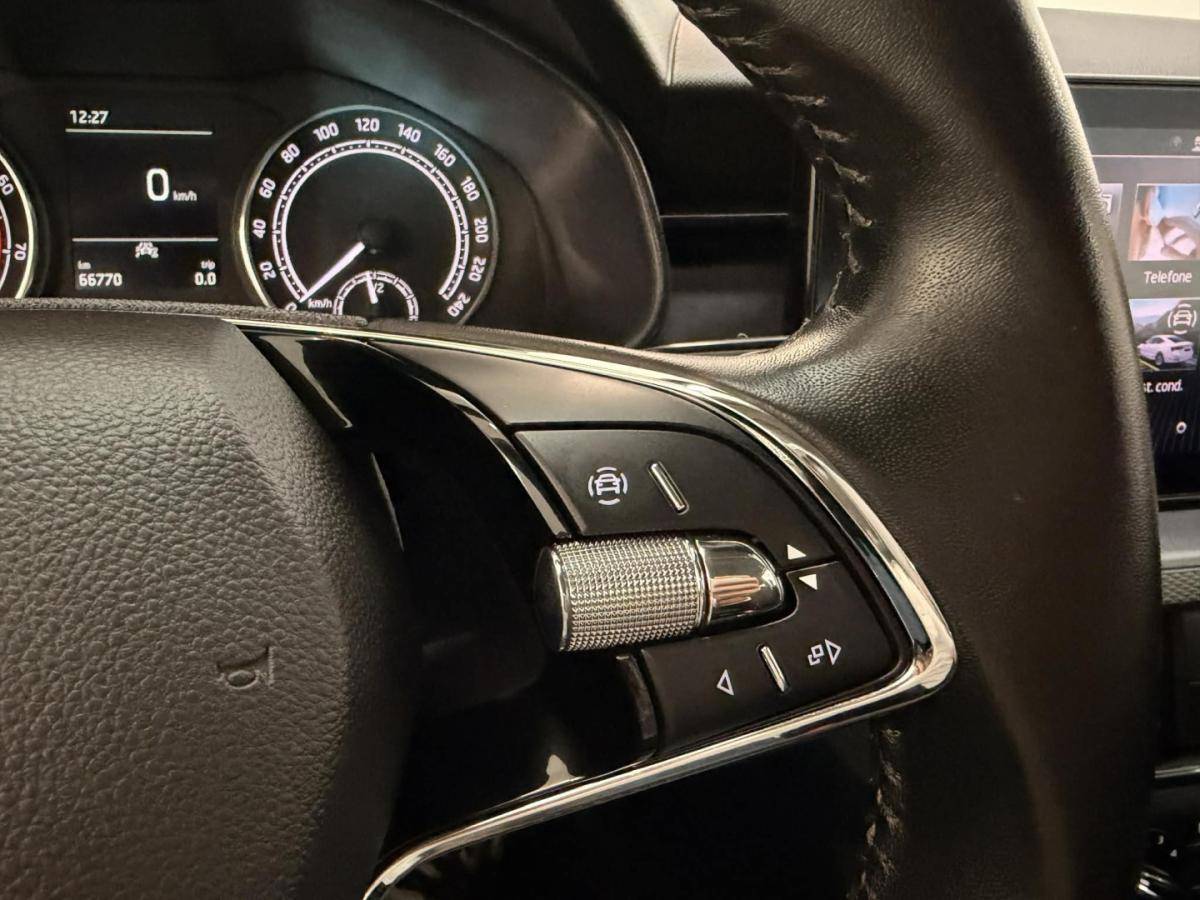 skoda-kamiq-2023-gasolina-999cc