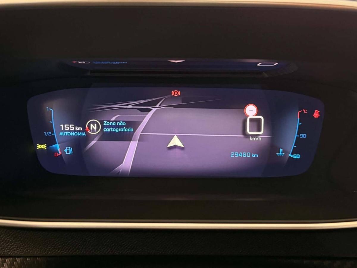 peugeot-2008-2023-gasolina-1199cc
