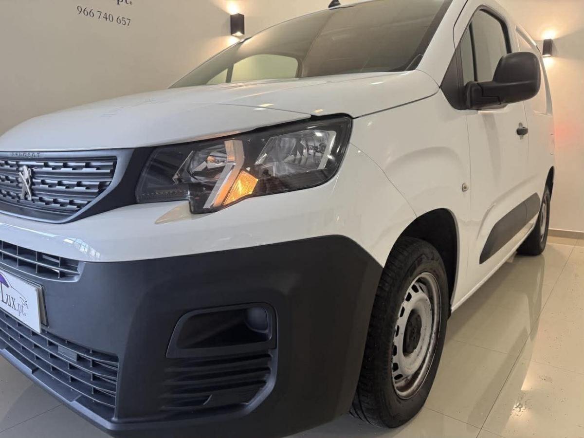 peugeot-partner-2019-diesel-1560cc