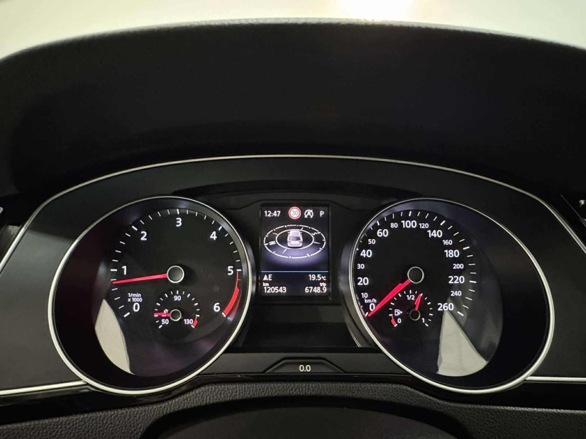 volkswagen-passat-variant-2020-diesel-1598cc