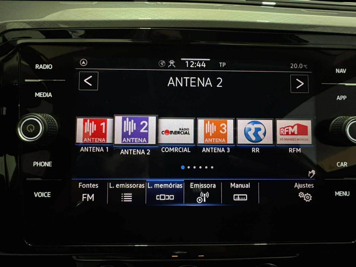 volkswagen-passat-variant-2020-diesel-1598cc