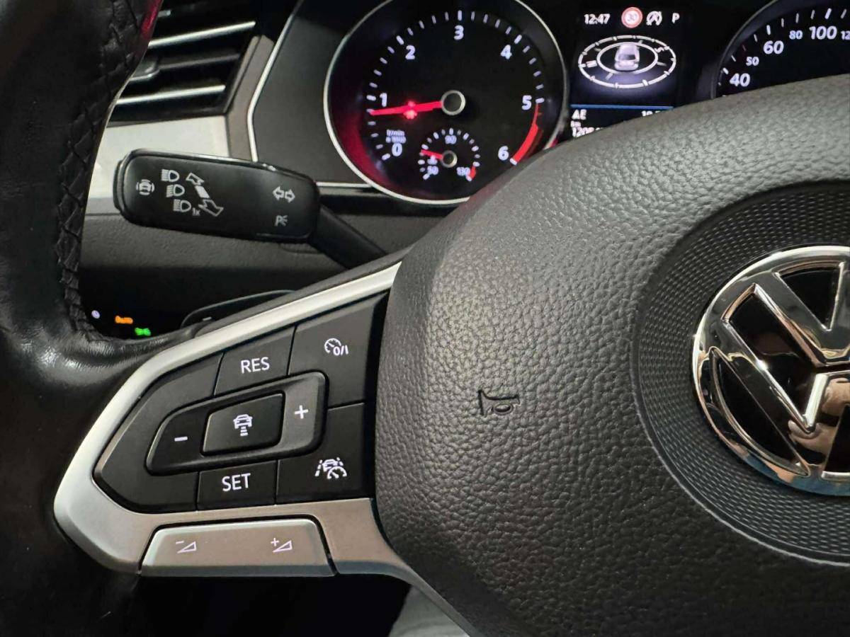 volkswagen-passat-variant-2020-diesel-1598cc