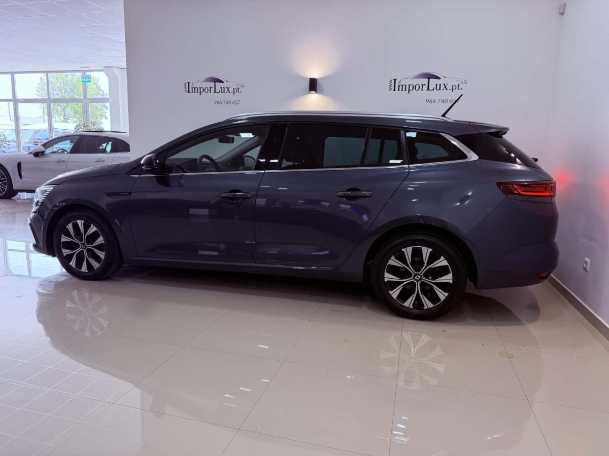 renault-megane-sport-tourer-2021-diesel-1461cc