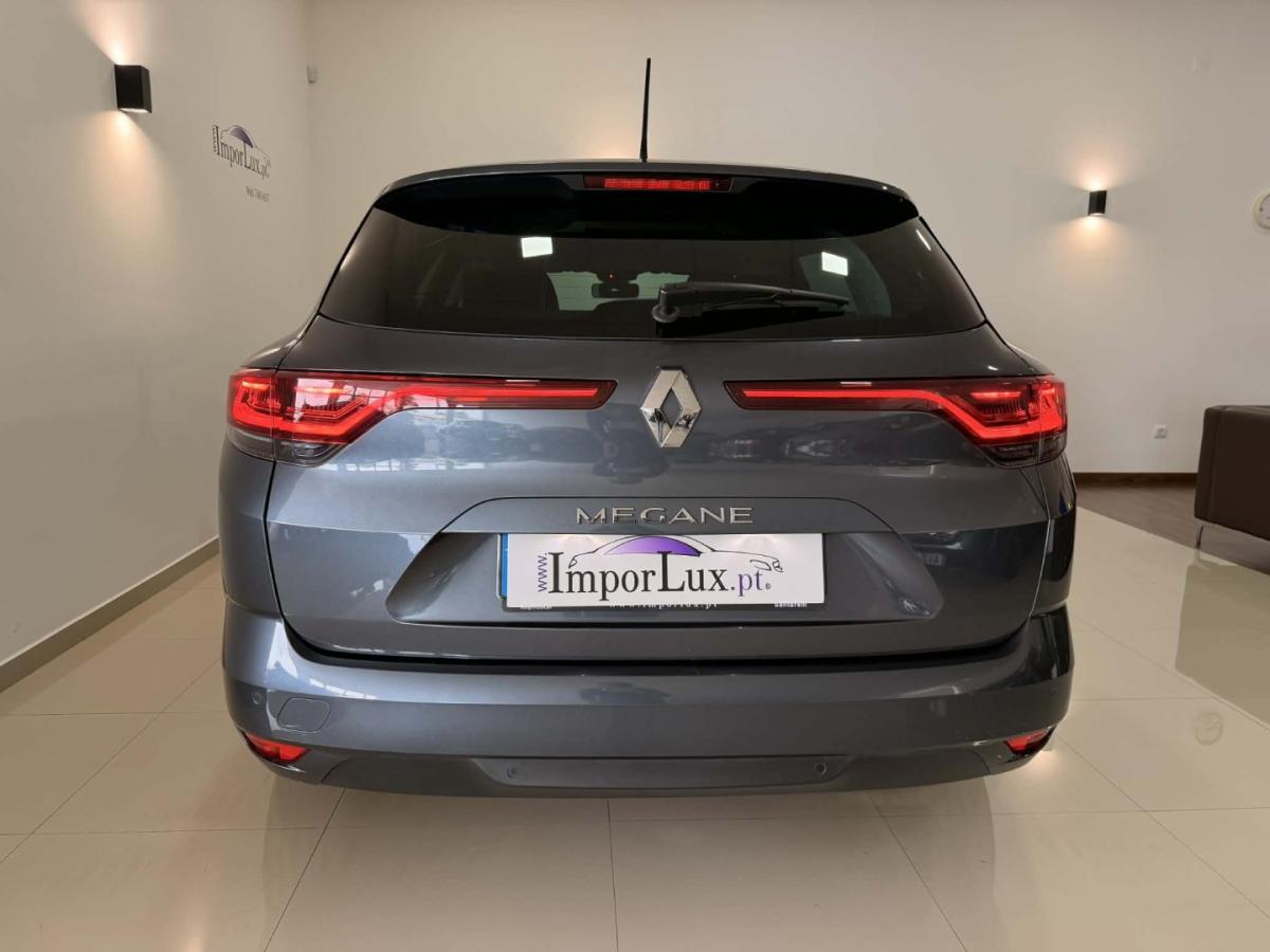 renault-megane-sport-tourer-2021-diesel-1461cc