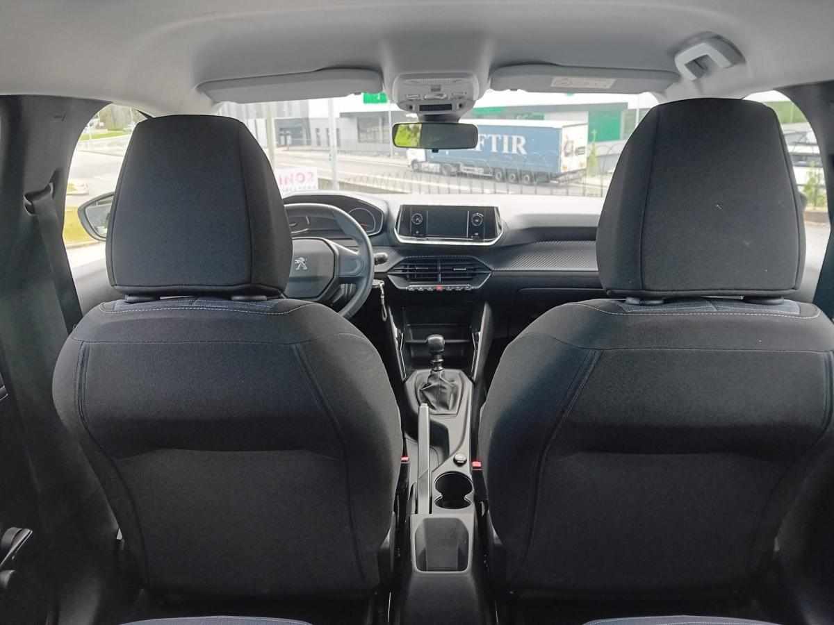 peugeot-208-1-5-102cv-2022-diesel-1499cc