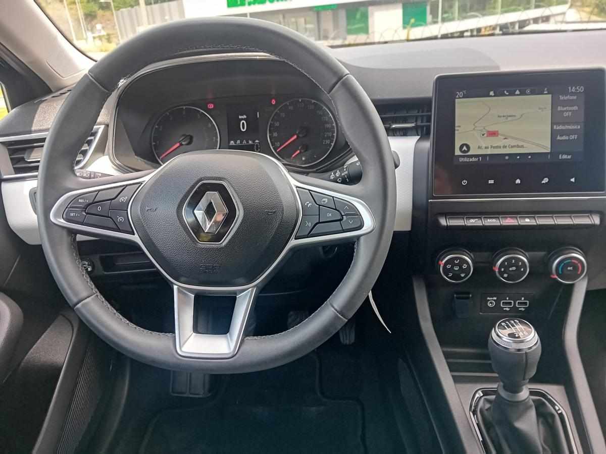 renault-clio-1-0-tce-2023-gasolina-999cc