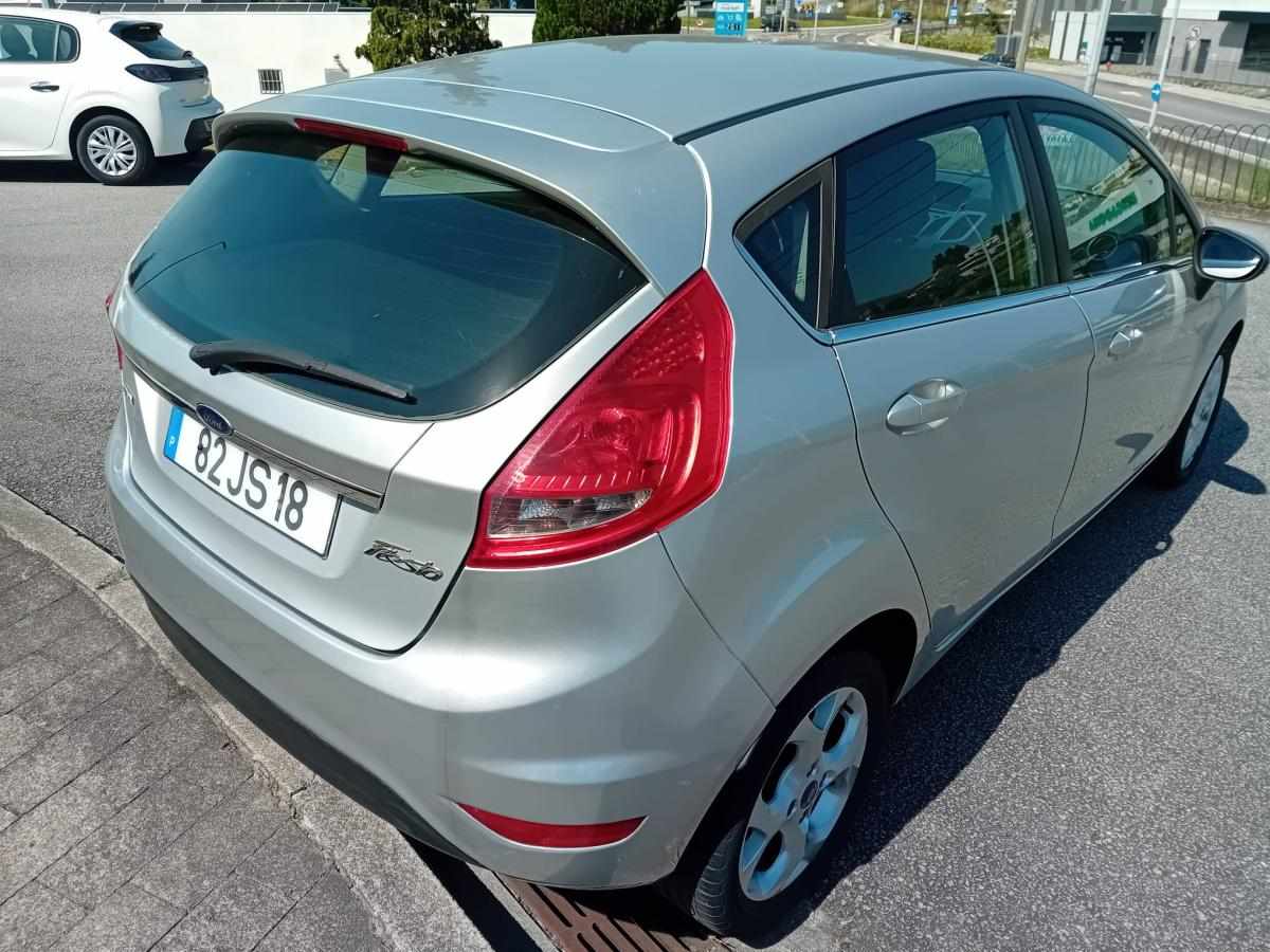 ford-fiesta-1-4-68cv-2010-diesel-1399cc