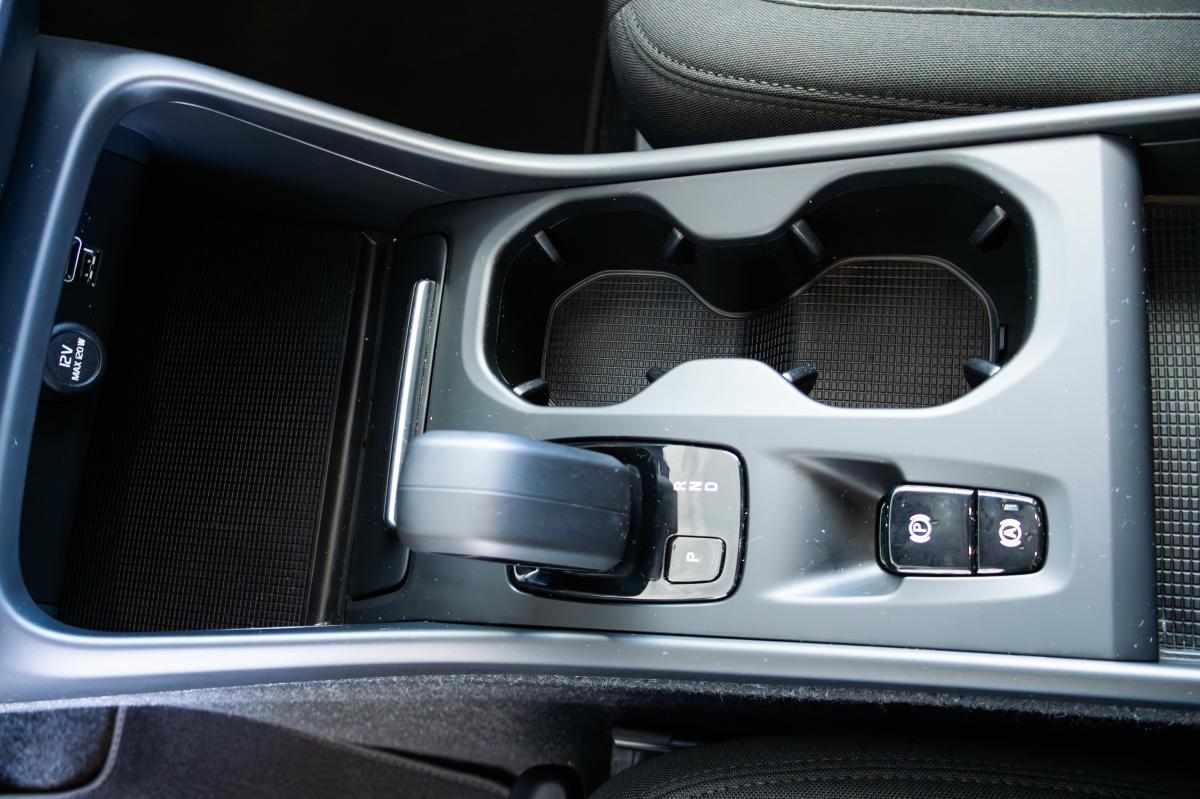 volvo-xc40-t5-twin-engine-recharge-2022-gasolina-1477cc