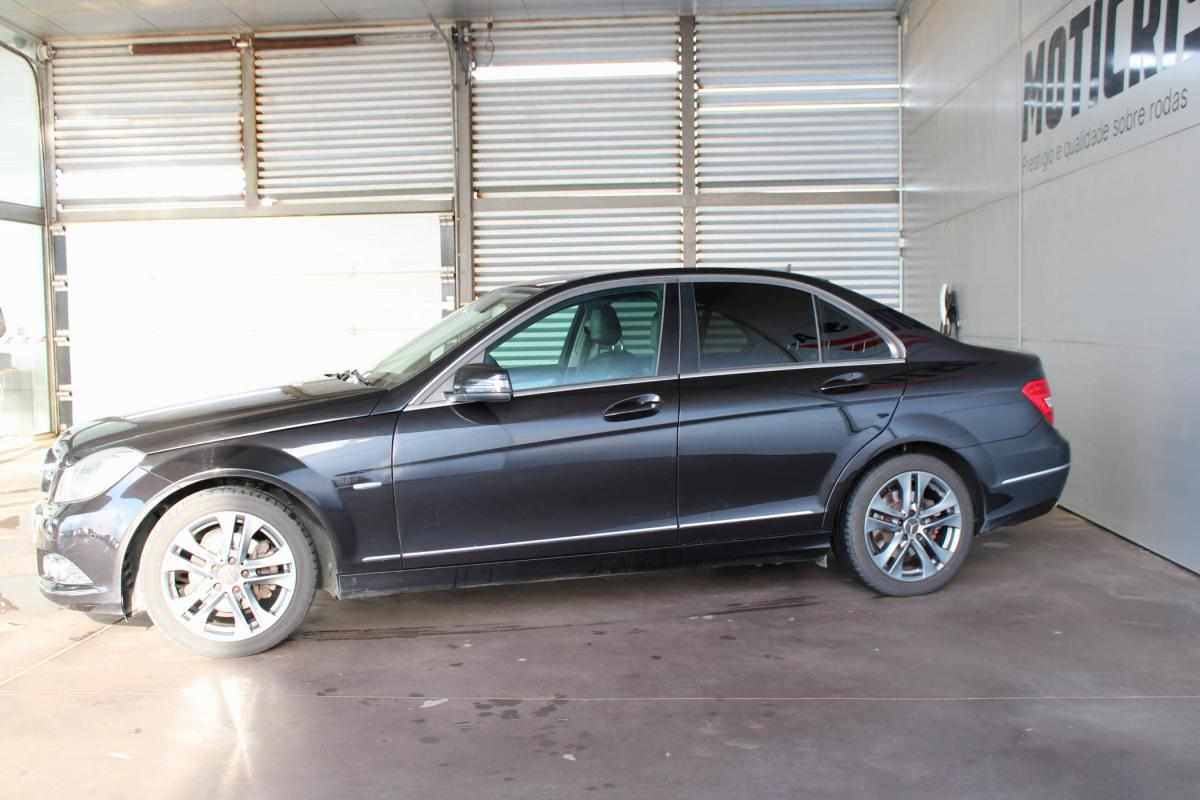 mercedes-benz-classe-c-c-250-cdi-blueefficiency-2011-diesel-2143cc