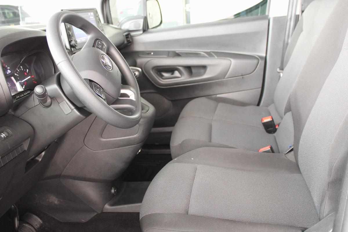 toyota-proace-city-1-5-102cv-2023-diesel-1499cc