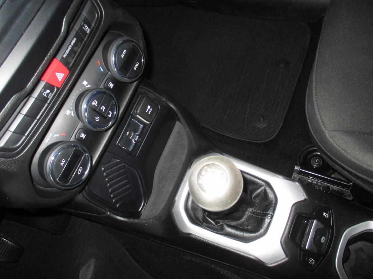 jeep-renegade-1-6-2015-diesel-1956cc