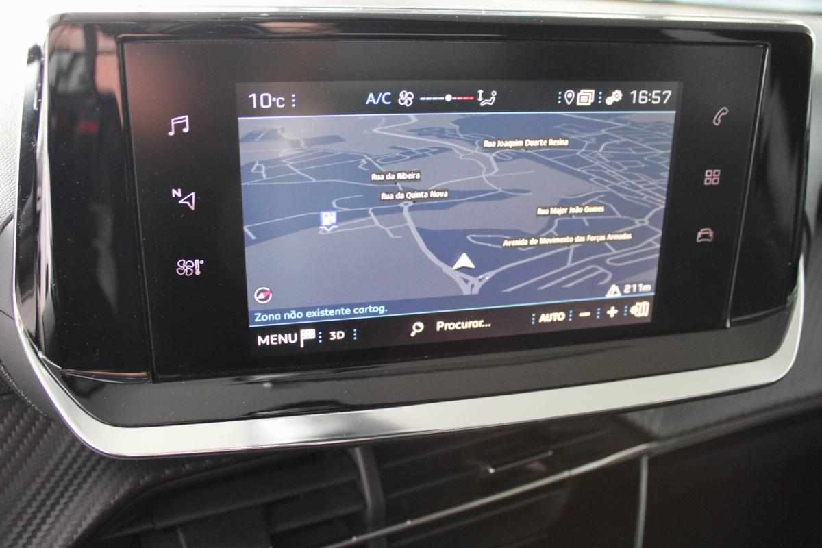 peugeot-208-1-5-102cv-2022-diesel-1499cc