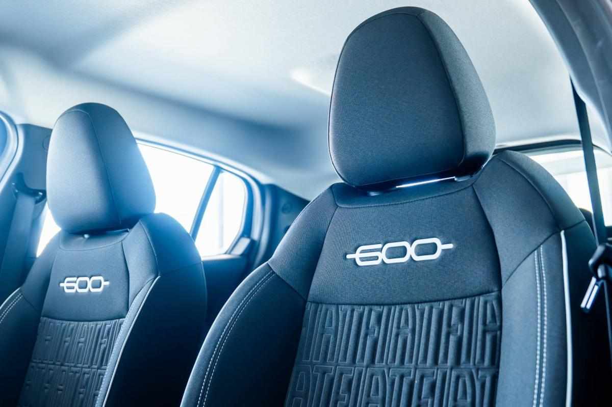 fiat-600-1-2-mild-hybrid-2025-gasolina-1199cc