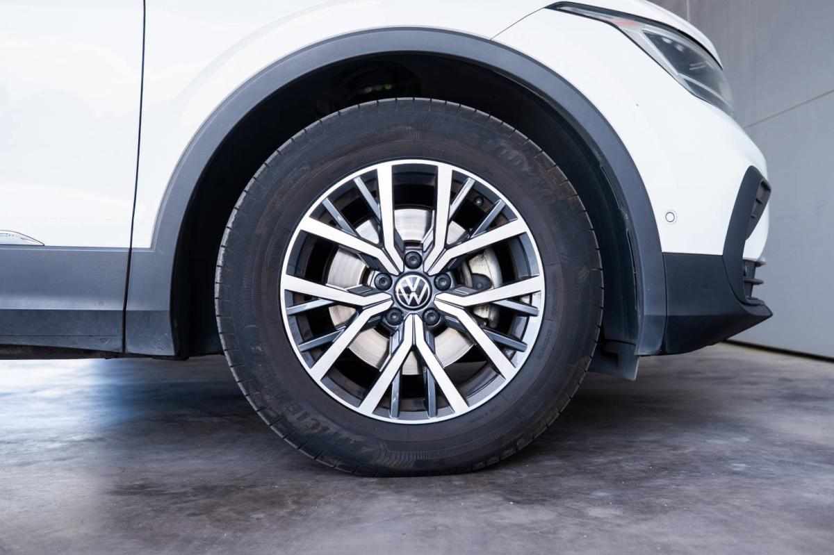 volkswagen-tiguan-2-0-tdi-bluemotion-2021-diesel-1968cc