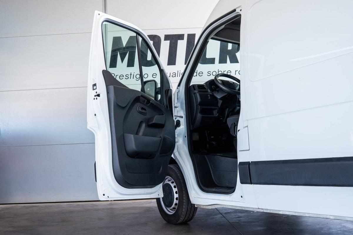 renault-master-2-3-dci-2024-diesel-2298cc