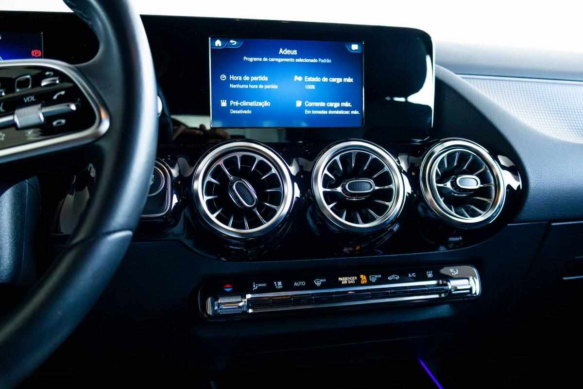 mercedes-benz-eqa-250-2022-eletrico