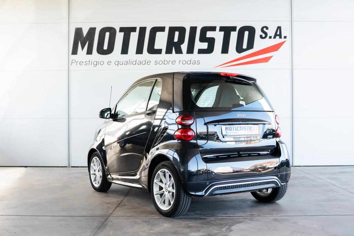smart-fortwo-1-0-2014-gasolina-999cc